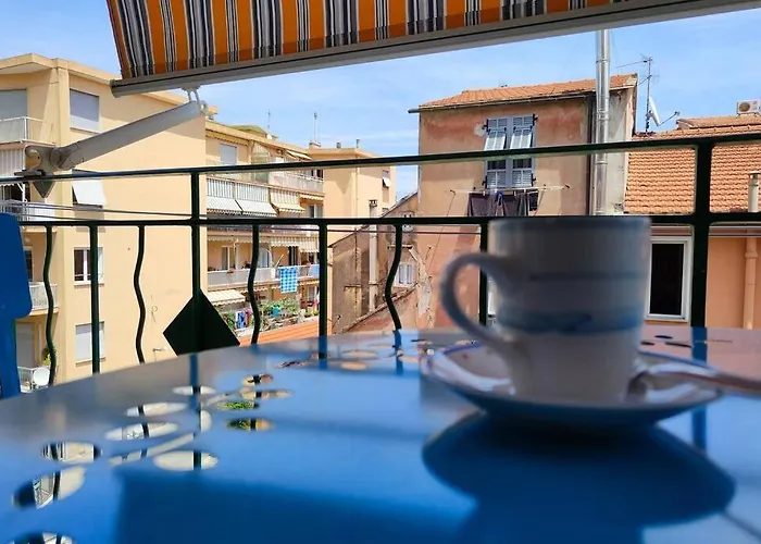 Incantevole Sul Mare - Borgo Marina إمبيريا
